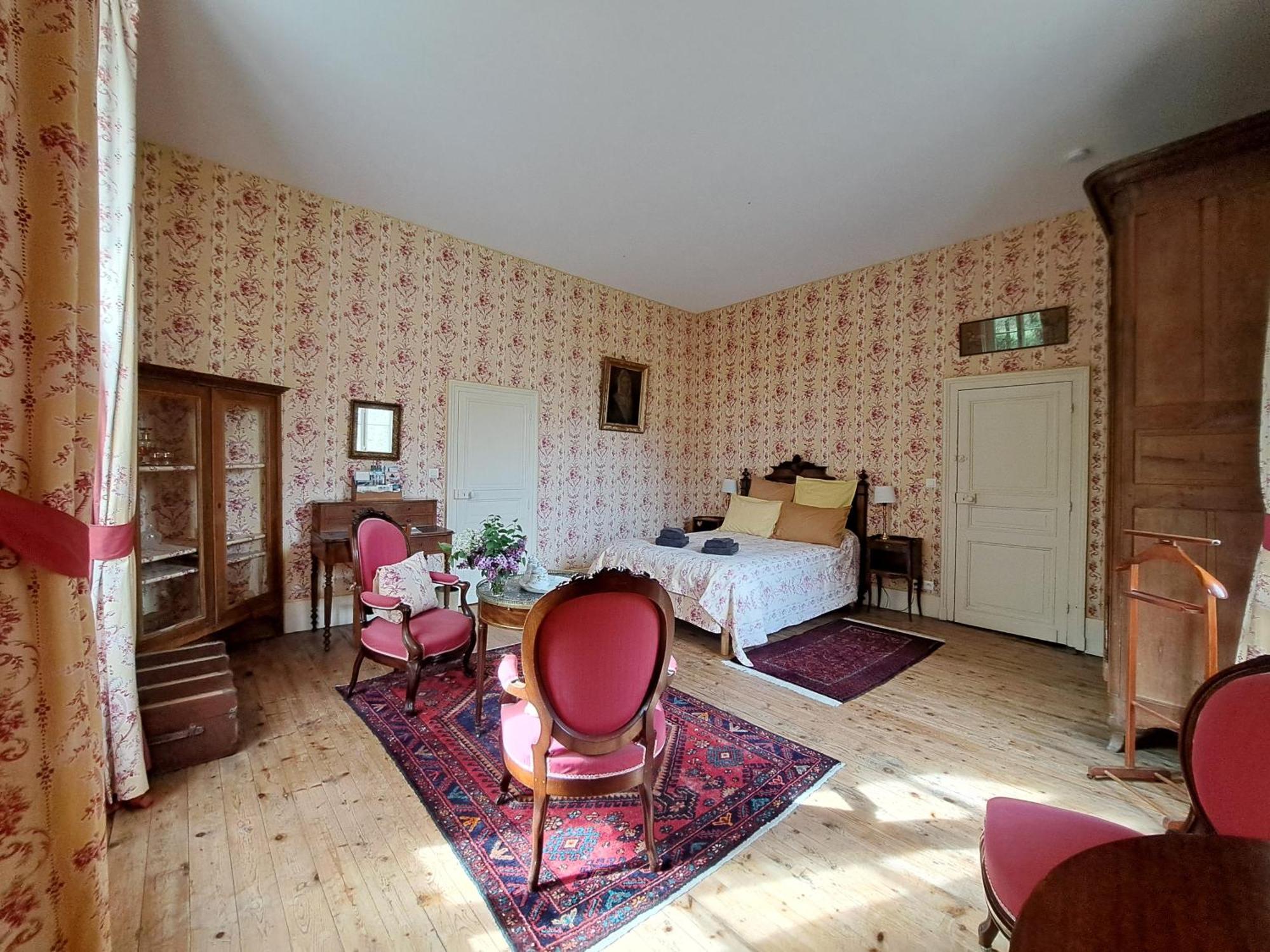 Privatunterkunft Le Manoir D'estiveaux *